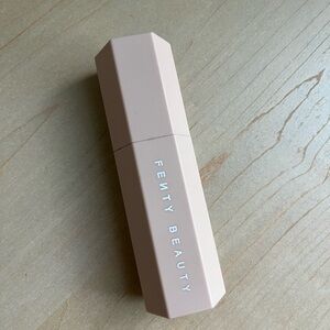 Fenty Beauty Match Stix Matte Contour Skin Sticks in Shade Amber